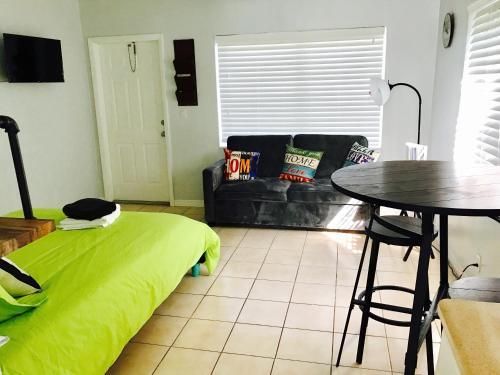 Petrina Studios Apartments