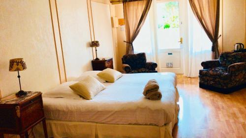 Hotel Chateau Meyre
