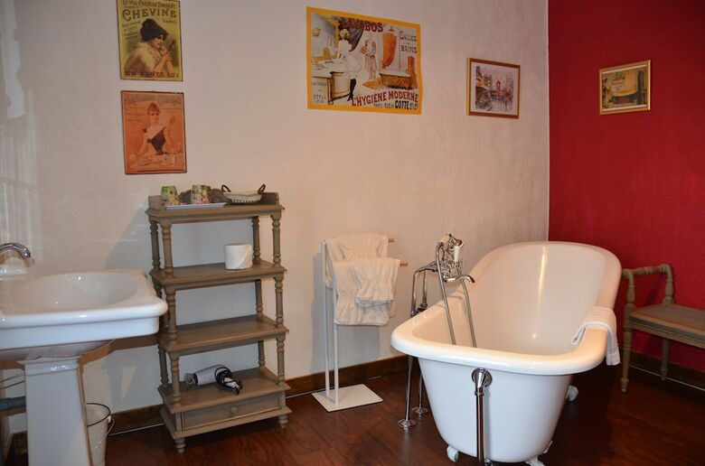 La Tour Du Lion - Guest House