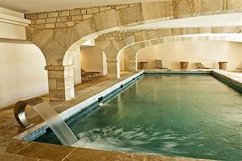 Bed & Breakfast Les Jardins De Saint-benoit - Apartments