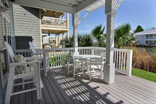 Cinnamon Shore- Southern Comfort 169 Be