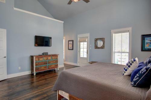Cinnamon Shore- Seafare 251 Be