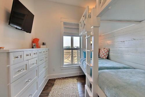 Cinnamon Shore- Oceanaire 196 Ro