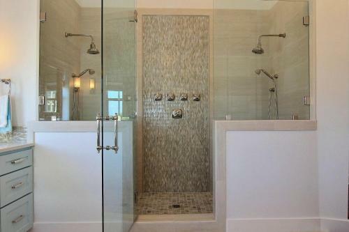 Cinnamon Shore- Oceanaire 196 Ro