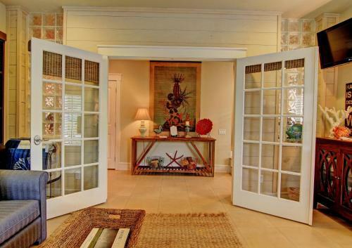 Cinnamon Shore- The Veranda 141 Be