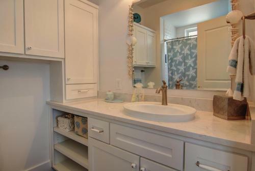 Cinnamon Shore- Lollygag 107 St