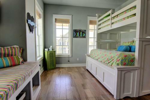 Cinnamon Shore- Blue Willow 187 Be