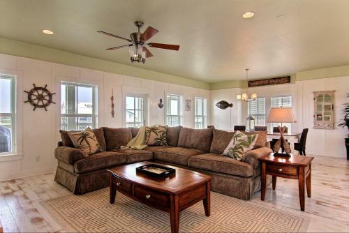 Apartamento Cinnamon Shore- Coastal Hideaway 230 Be