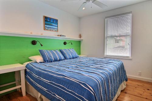 Dolphin Cove 68vw Home