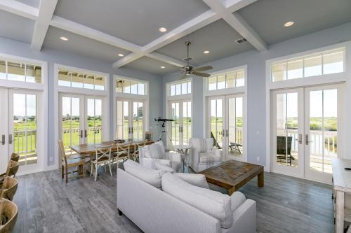 Sea Rocket Holiday Home 120