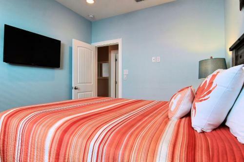 Pelicans Landing - Four Bedroom Home