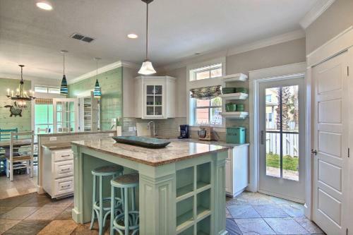 Five Dove Circle Home