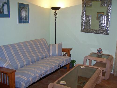 Apartamento Mustang Bungalow 4mi Condo