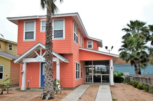 17 Royal Palms - Three Bedroom Home