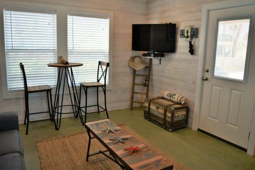 17 Royal Palms - Three Bedroom Home