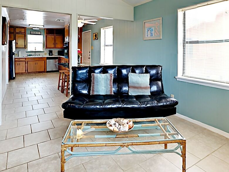 Lowki Upper - One Bedroom Bungalow