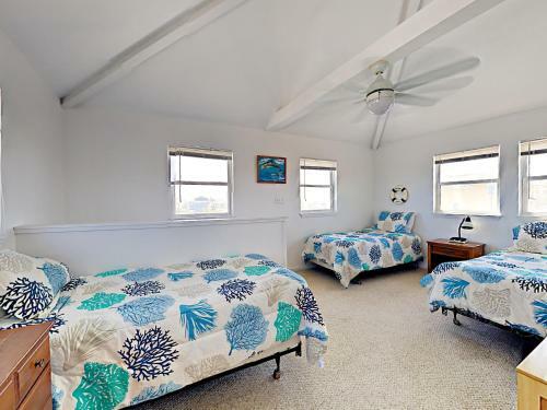 12 La Playa - Three Bedroom Home