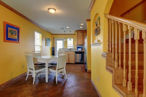 Sea Maiden 10gsc Townhouse