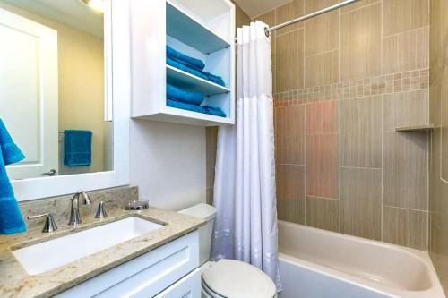 Apartamento 137 Palmilla Circle Condo Unit 303