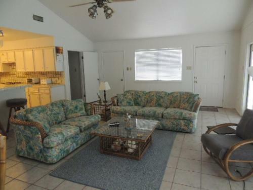 Sherman House - Two Bedroom Home