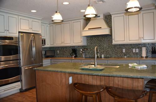 Apartamento Selleck Condo - Four Bedroom Condo