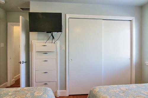 Sunnyhill Home