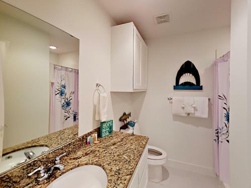 The Commons 402 - Three Bedroom Townhome