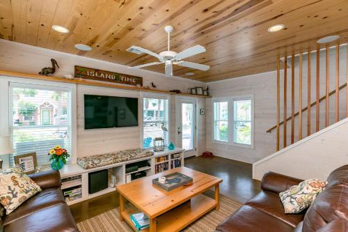 Sea La Vie 92vw Home