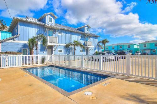 Conch Townhouse Sea1