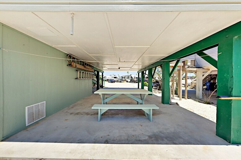 Southern Comfort - Two Bedroom Duplex