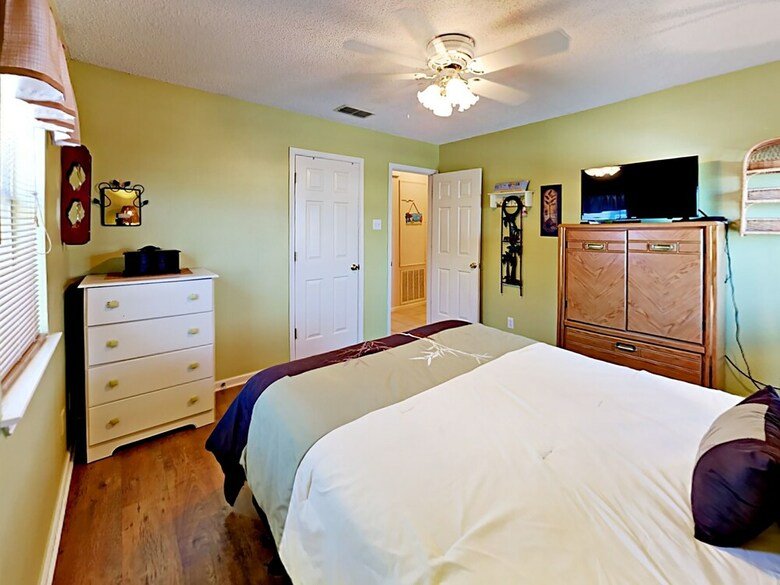 Southern Comfort - Two Bedroom Duplex