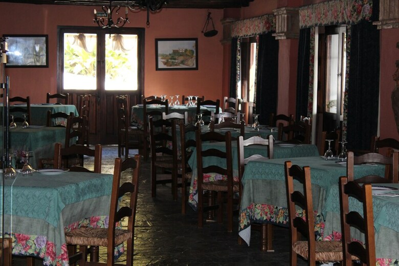 Hotel Los Jarales