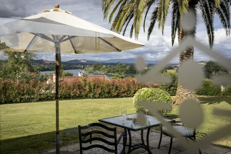 Hotel Parador De Tui