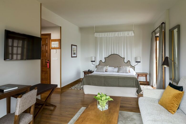 Hotel Parador De Tui