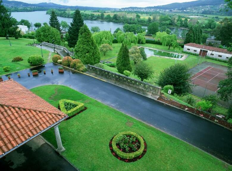 Hotel Parador De Tui