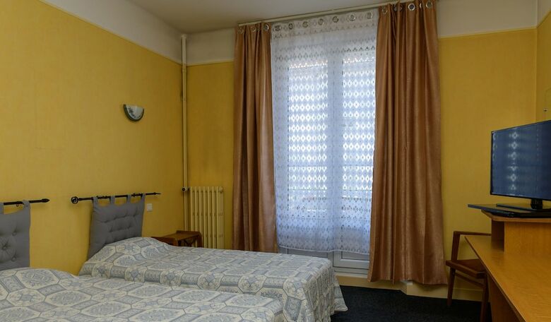 Hotel De La Cloche