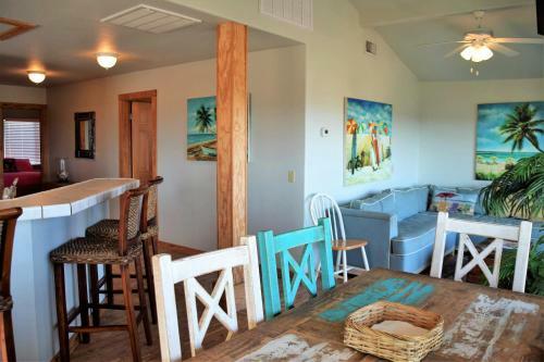 3306 On The Beach - Three Bedroom Home