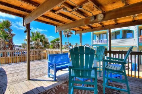 Salty Dawg Shores Home