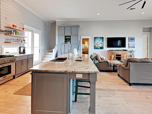 Bay Bay Blue Home
