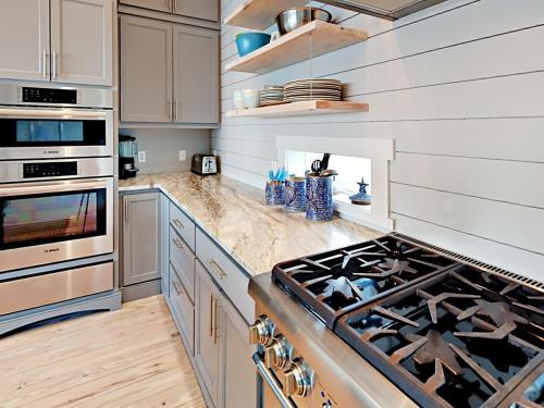 Bay Bay Blue Home