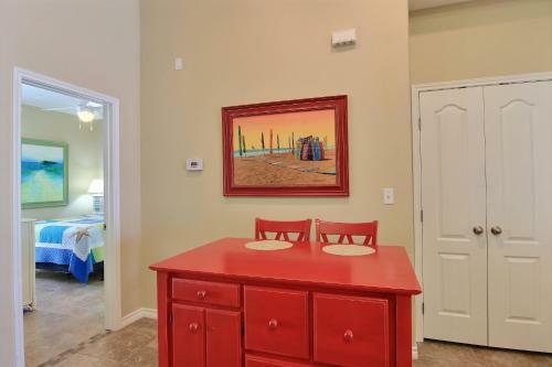 Island Time 102 Townhouse