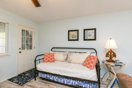 622 N Palimino Apartment Unit B Apts