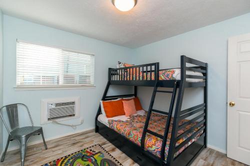 622 N Palimino Apartment Unit B Apts