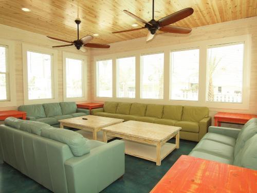 Beach Club (clubhouse 4) Home