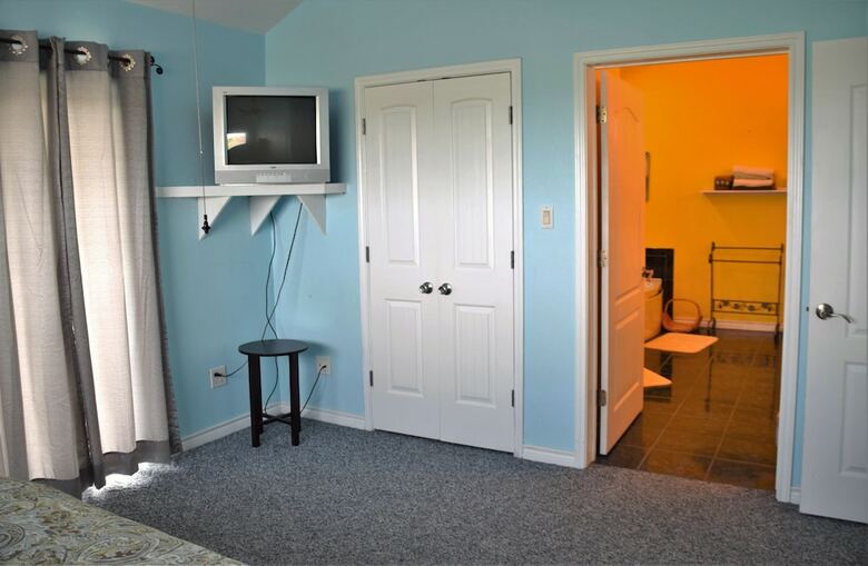 121 12th Street - Three Bedroom Home