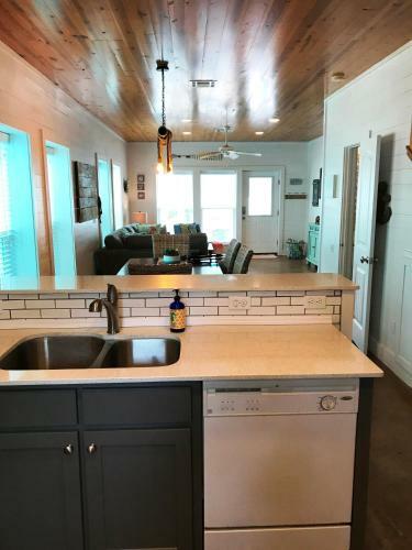 The Commons 304 - Three Bedroom Townhome