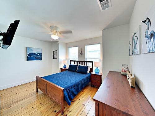 The Commons 602 - Three Bedroom Townhome