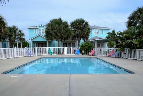 The Commons 602 - Three Bedroom Townhome