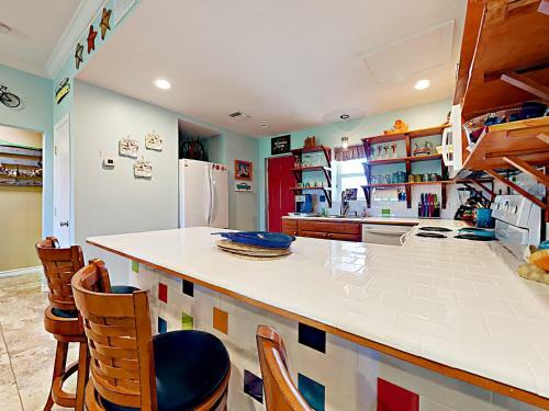 41ir: Beach Retreat - Three Bedroom Home