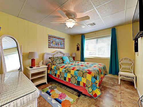 41ir: Beach Retreat - Three Bedroom Home